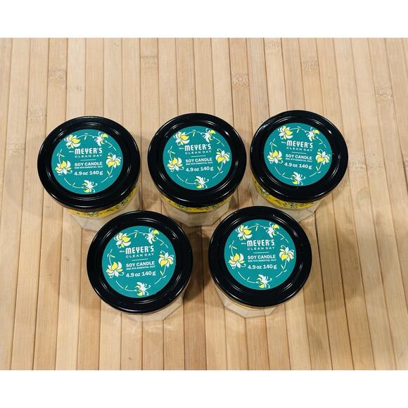 5 Pack Mrs. Meyer's Clean Day Soy Candle Honeysuckle 4.9 Oz Each 25 Hr Burn NEW - Picture 2 of 5